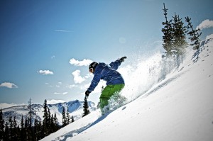 live near skiing colorado: skier